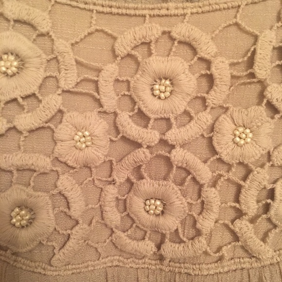 Tan 3/4 Sleeve Blouse Size L - Picture 3 of 5